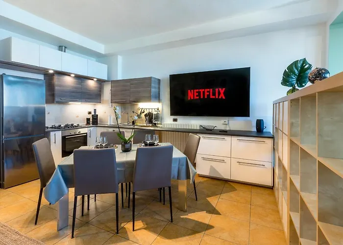 Appartamento Cavour Elegante Loft In Centro *